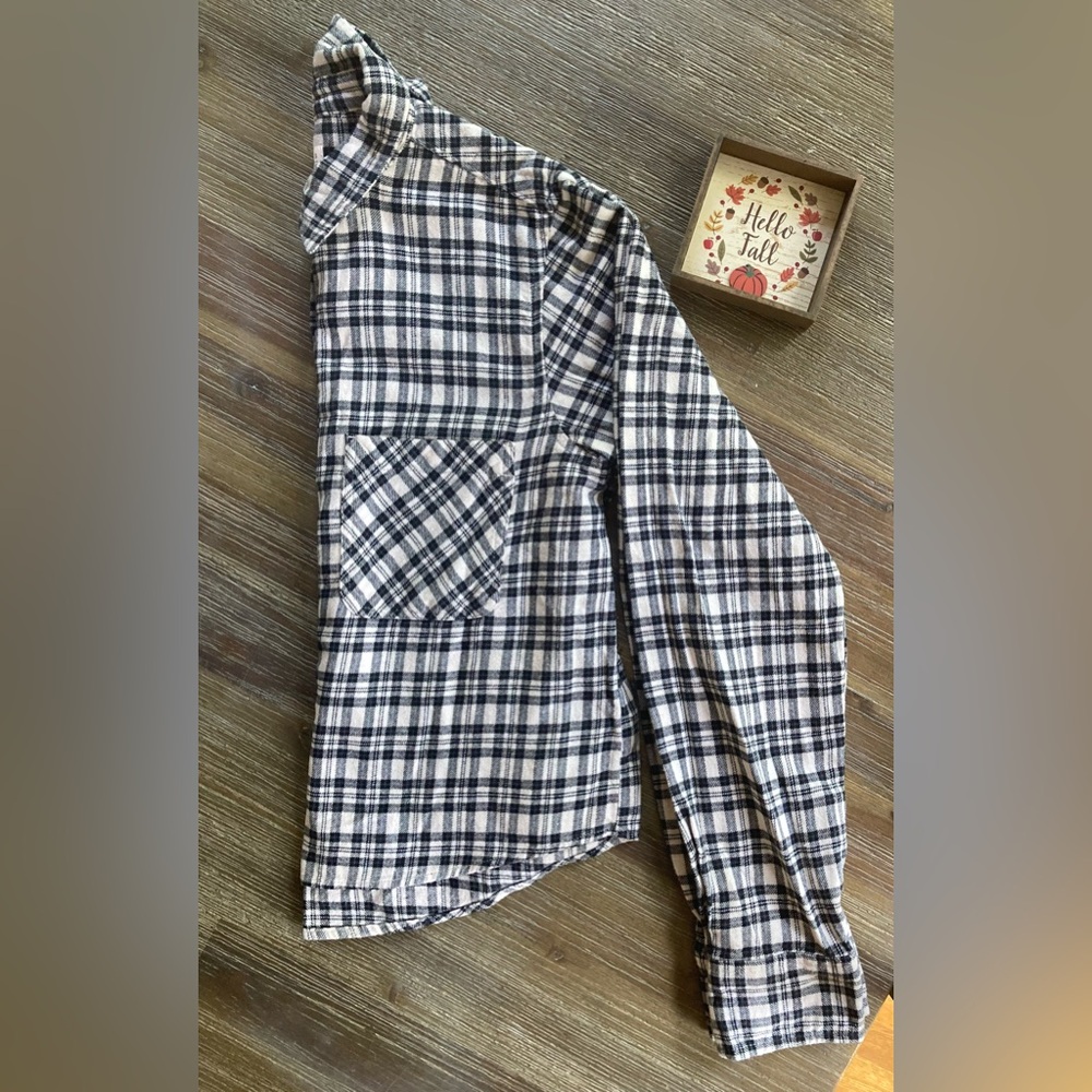🌟 SO Cropped Flannel Shirt 🌟